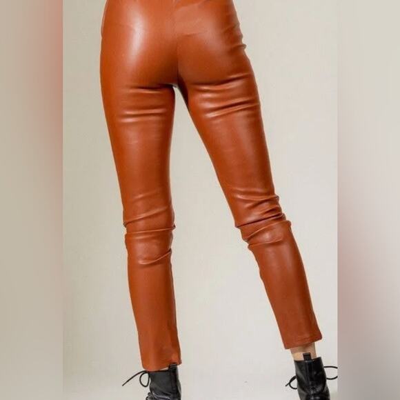 High Waisted Faux Leather Pants in Camel Size Medium New with Tags - Picture 2 of 4